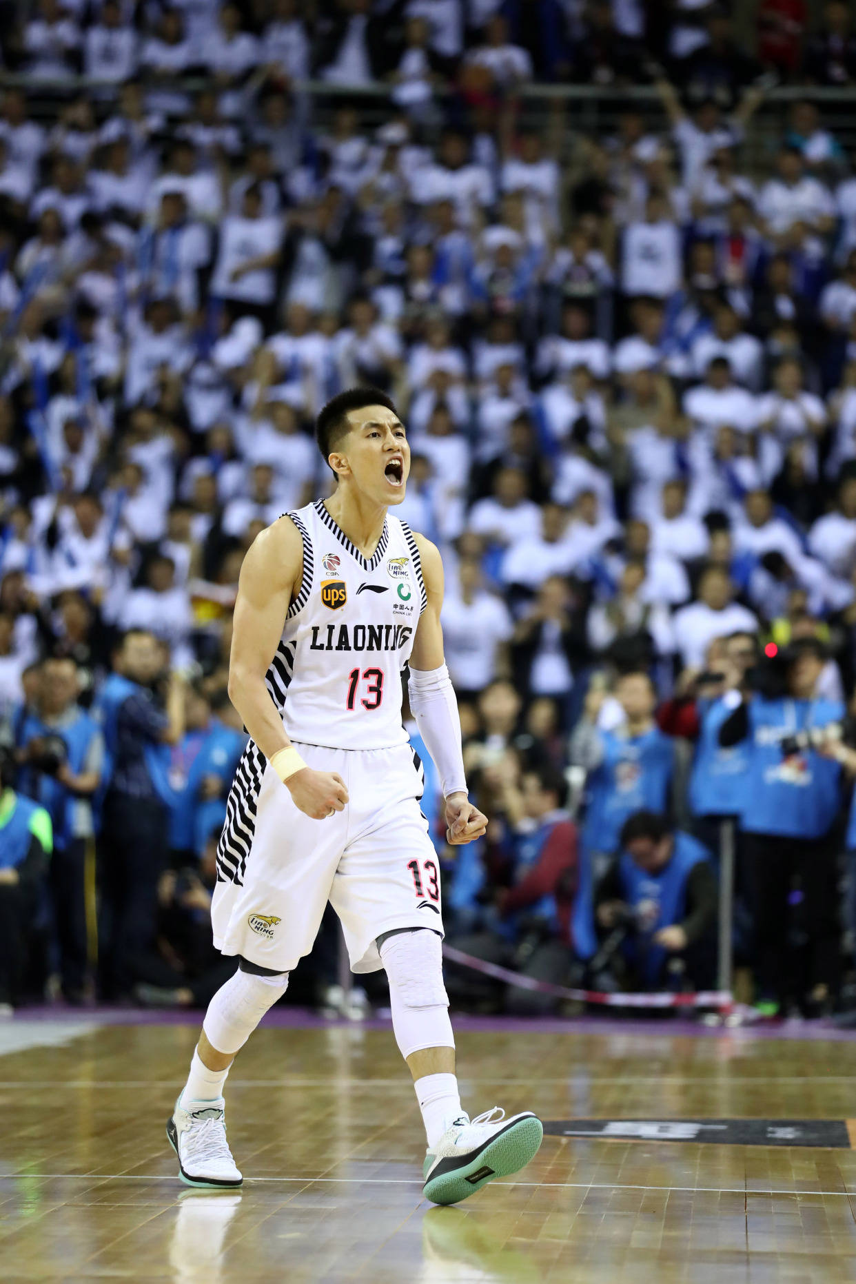 哈哈体育官网首页登录-赛地聚焦——社区盾国际比赛日热度飙升，深圳男篮强势反弹，目标明确，控场能力受关注