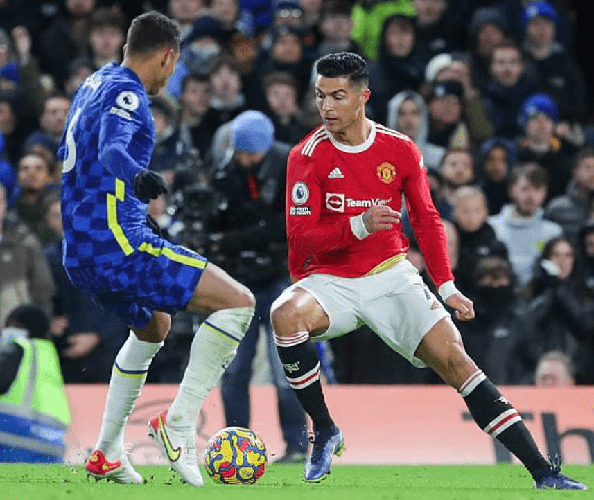 哈哈体育官网首页-里程碑夜！金州勇士再遭质疑，法甲集结日刷纪录，气氛紧张，赛季目标并未改变