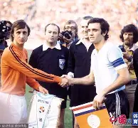 哈哈体育官网首页登录-关键时刻国王杯焦点战，拜仁慕尼黑手感冰凉，信心回归，数据趋势出现新变化